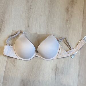 PINK Victoria's Secret Light Cream Bra